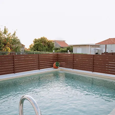 Villa Manolis Seaside With Private Pool *