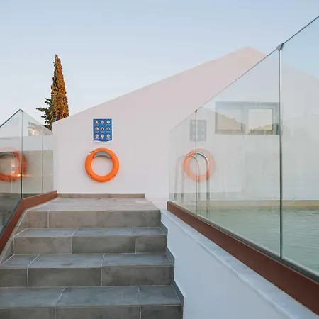 Manolis Seaside With Private Pool * Soroni