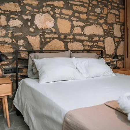 Manolis Seaside With Private Pool *