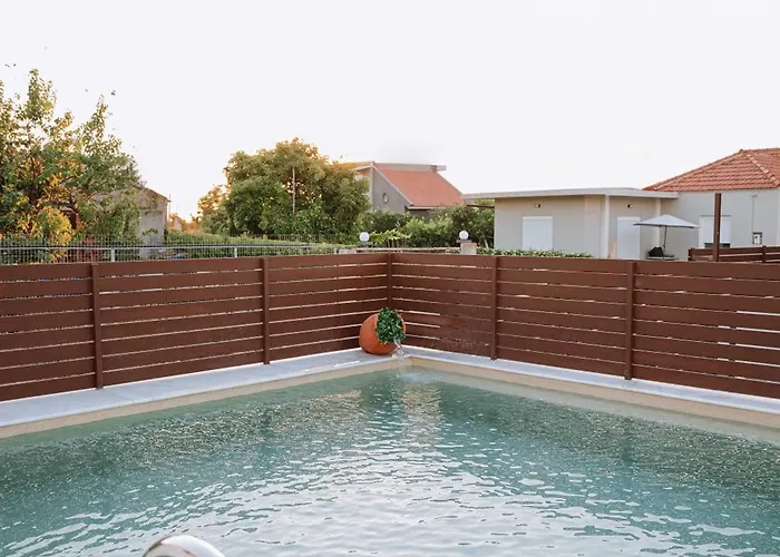 Villa Manolis Seaside With Private Pool *